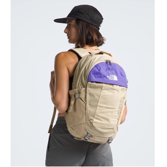 The North Face Women’s Recon 30L Daypack Backpack, Gravel / Optic Violet, NEW - Picture 10 of 11